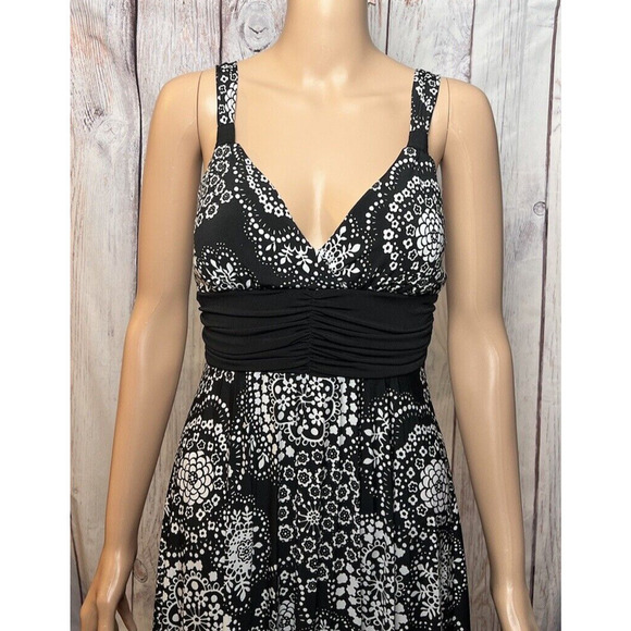 SPEECHLESS Black & White Paisley Knee Length Dress Size M - Picture 2 of 10